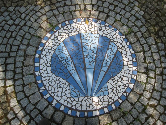 10.WegmuschelvormJakobusHaus